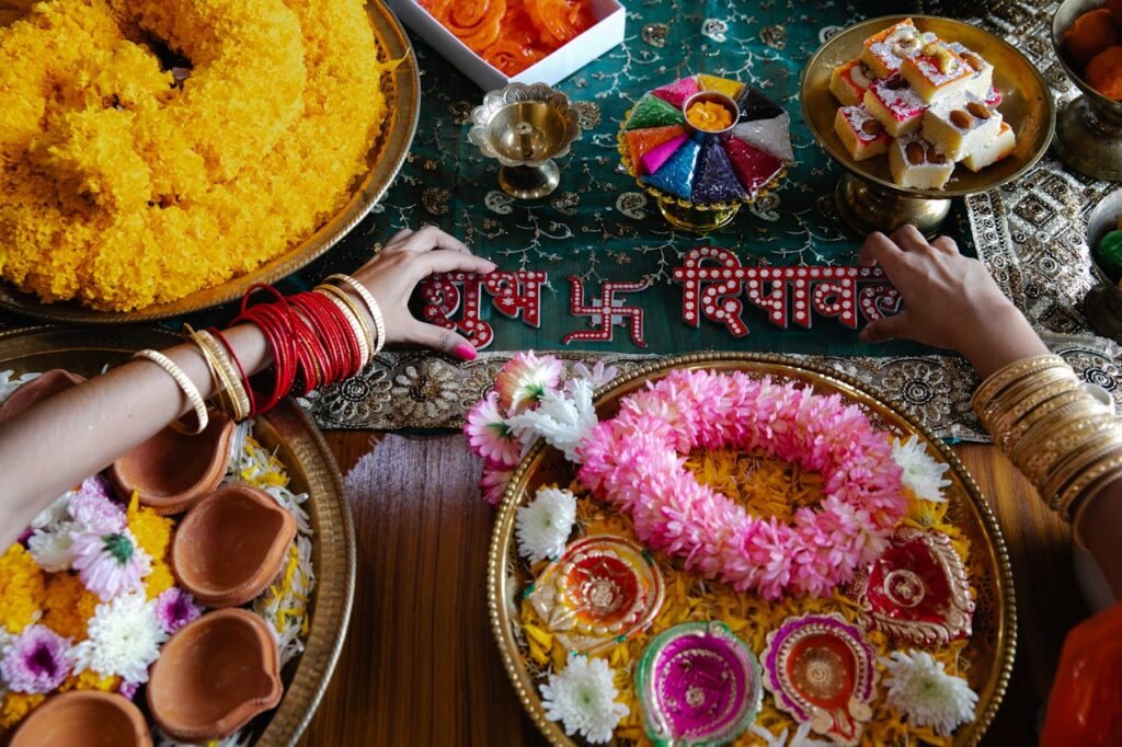 लक्ष्मी पूजन एवं आरती: विधि, महत्त्व और सम्पूर्ण आरती